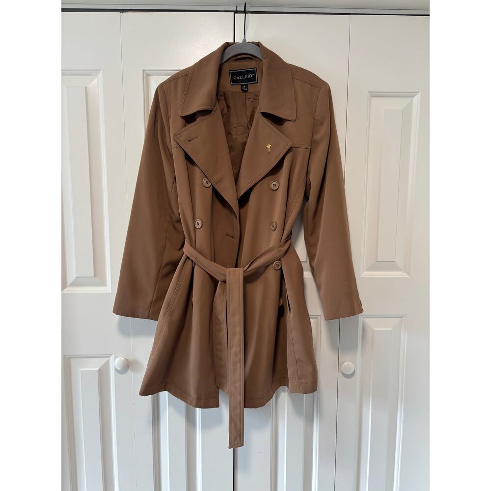 Gallery Medium dark green Double-Breasted Trench Coat - Picture 3 of 12